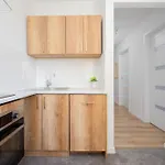 Cosy With Smart Tv By Renters وارسو