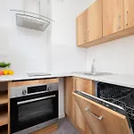 Cosy With Smart Tv By Renters شقة