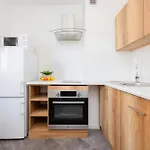 شقة Cosy With Smart Tv By Renters