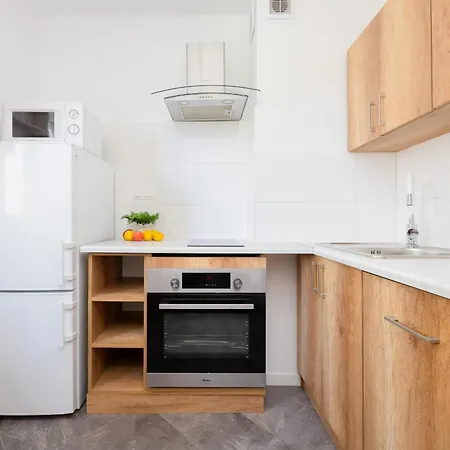 דירה Cosy With Smart Tv By Renters