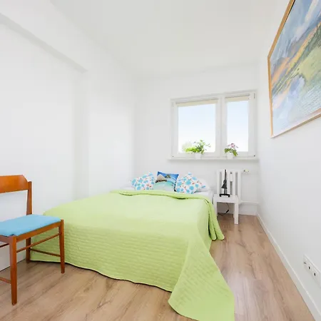 דירה Cosy With Smart Tv By Renters ורשה
