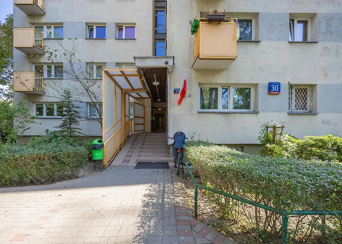 Cosy With Smart Tv By Renters Warszawa